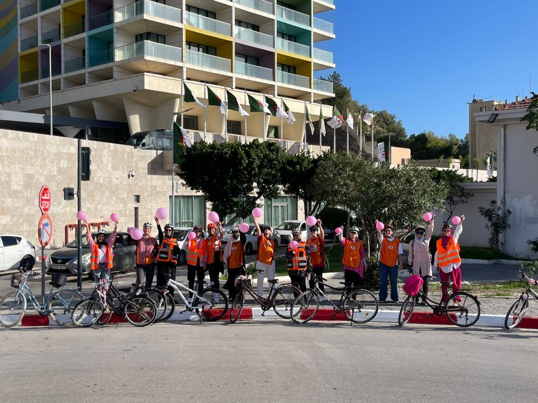 مجموعة she bikes تصنع الحدث في أكتوبر الوردي
